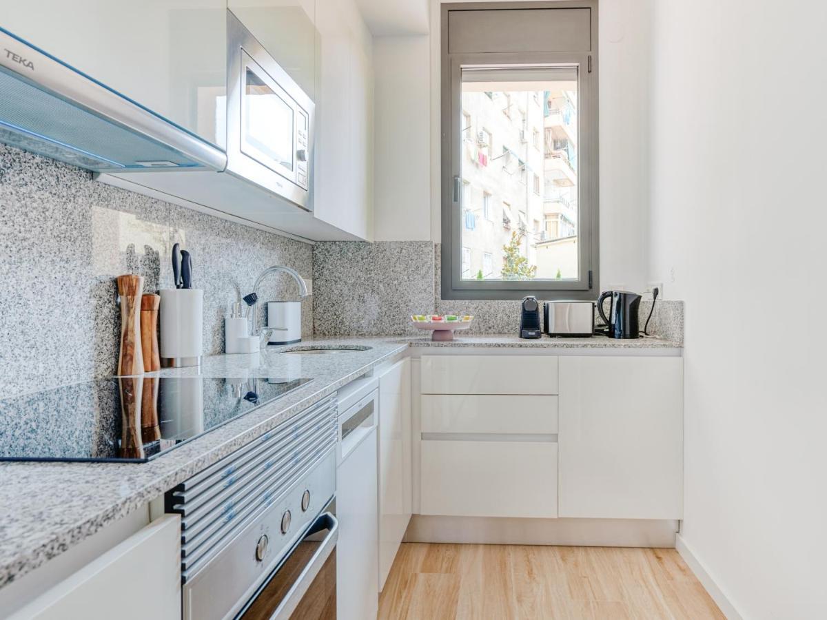 Limehome Barcelona Carrer De Besalu 90 - Estancia Temporal Zewnętrze zdjęcie