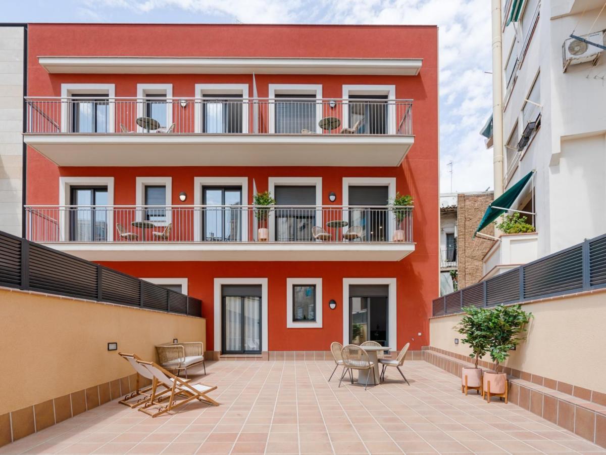 Limehome Barcelona Carrer De Besalu 90 - Estancia Temporal Zewnętrze zdjęcie